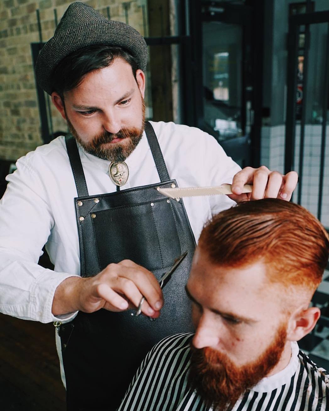 Why a leather apron is perfect for barbers and hairdressers: